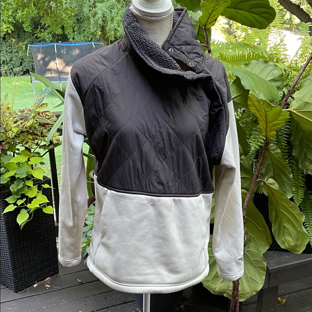 The North Face Gray Rosie Po Sherpa Pullover